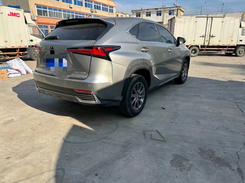 枣庄21年雷克萨斯RX3