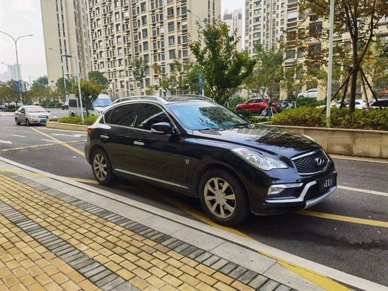 蘇州17年英菲尼迪QX502