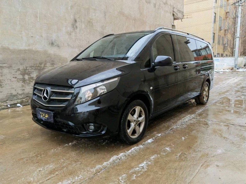 苏州19年奔驰威霆7