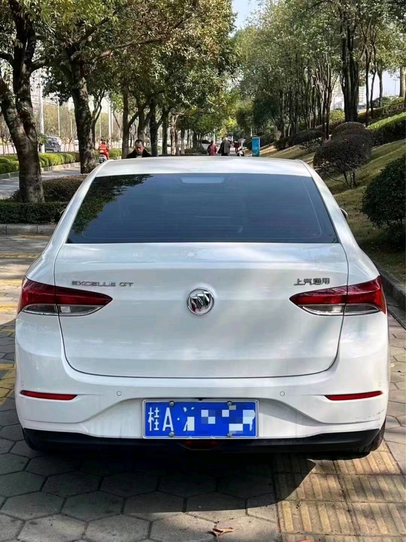 梧州22年别克英朗4