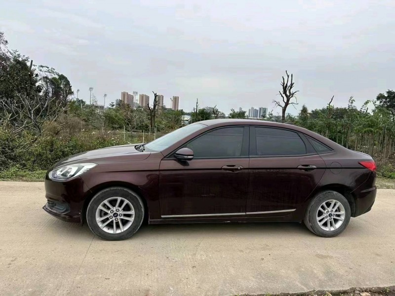 珠海19年福特福睿斯5