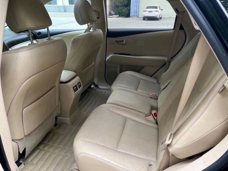 济南15年雷克萨斯RX5