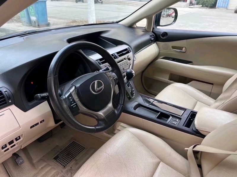 济南15年雷克萨斯RX6