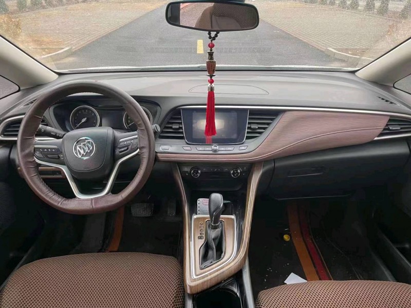 邯郸19年别克GL63