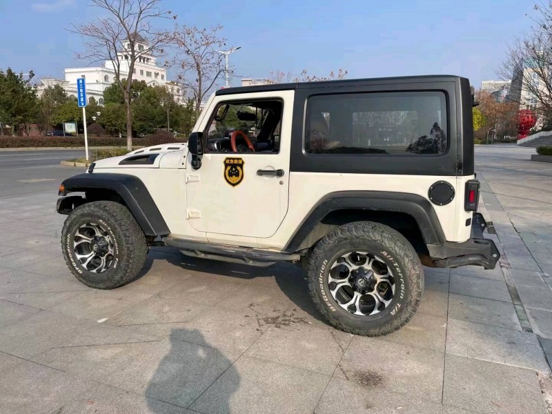 宜春13年Jeep牧马人7