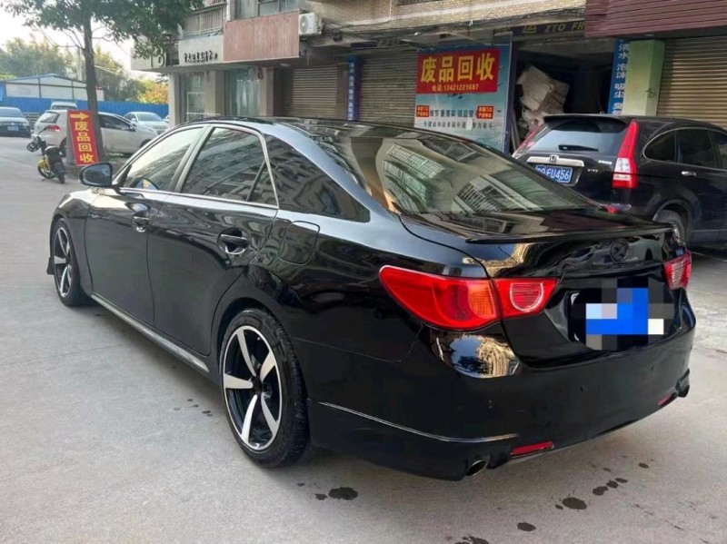 北京13年丰田锐志9