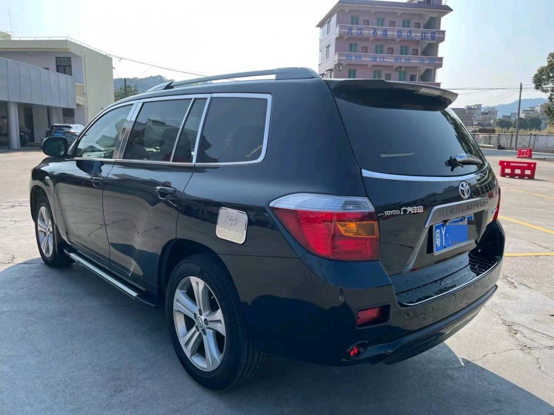 北京11年丰田汉兰达5