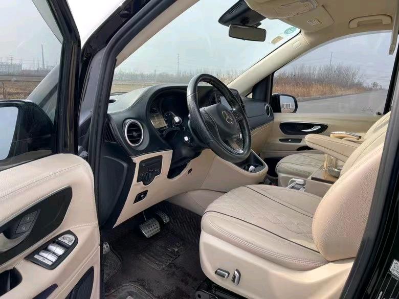 盐城19年奔驰威霆4