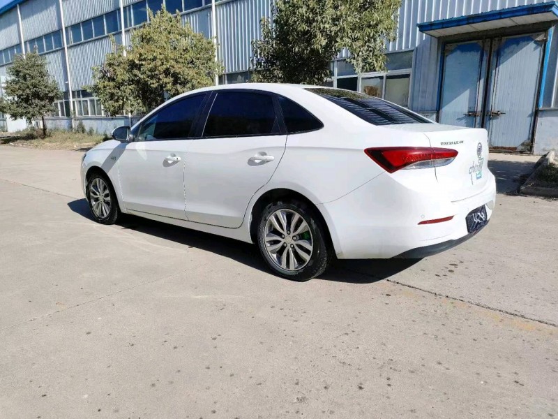 枣庄20年别克英朗5