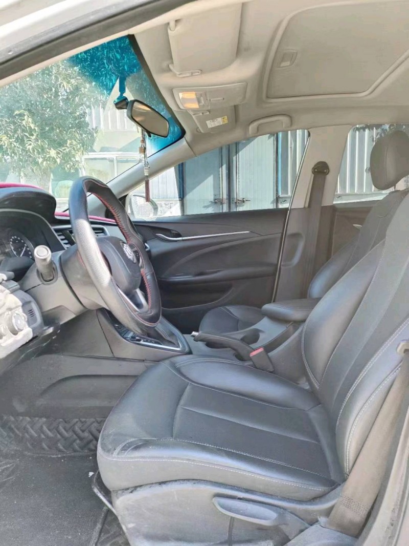 枣庄20年别克英朗9