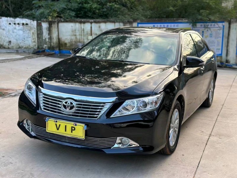 北京14年丰田凯美瑞2