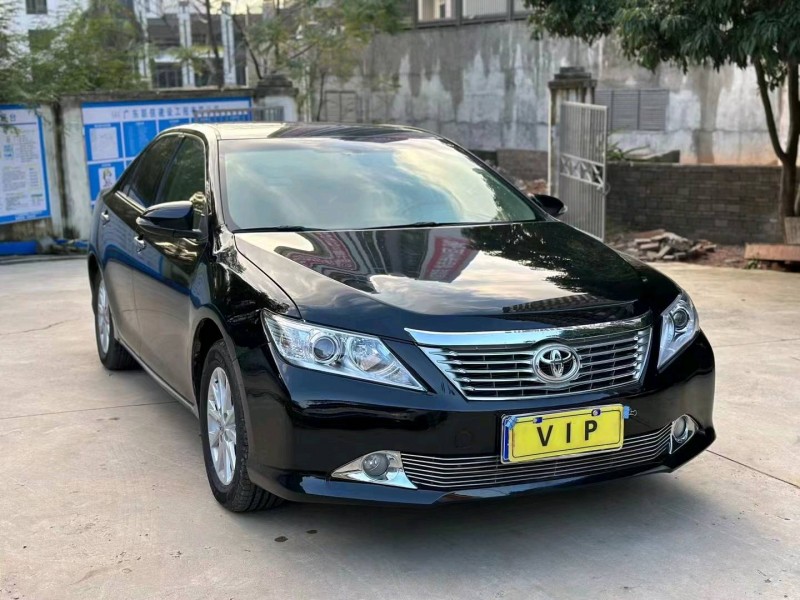 北京14年丰田凯美瑞3