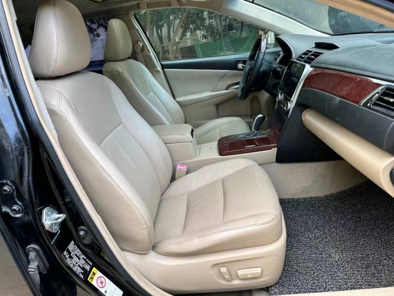 北京14年丰田凯美瑞7