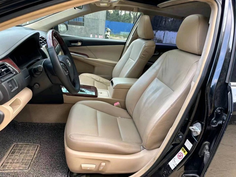 北京14年丰田凯美瑞6