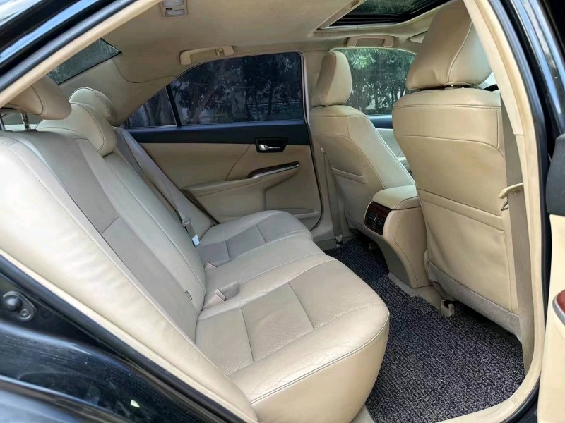 北京14年丰田凯美瑞9