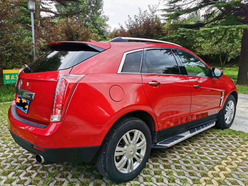 潍坊10年凯迪拉克SRX7