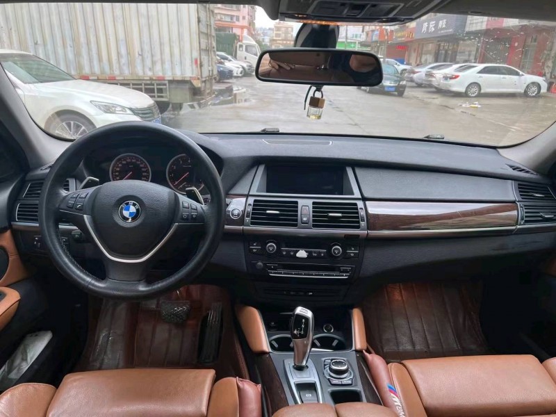北京14年宝马X65