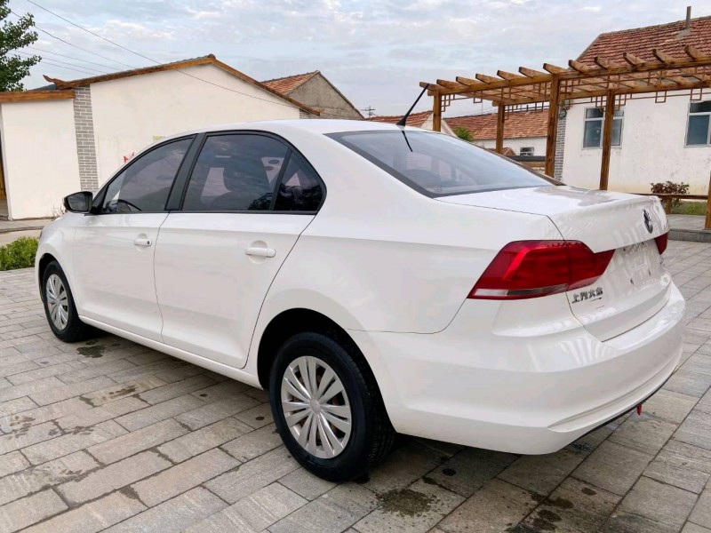 潍坊18年大众桑塔纳7