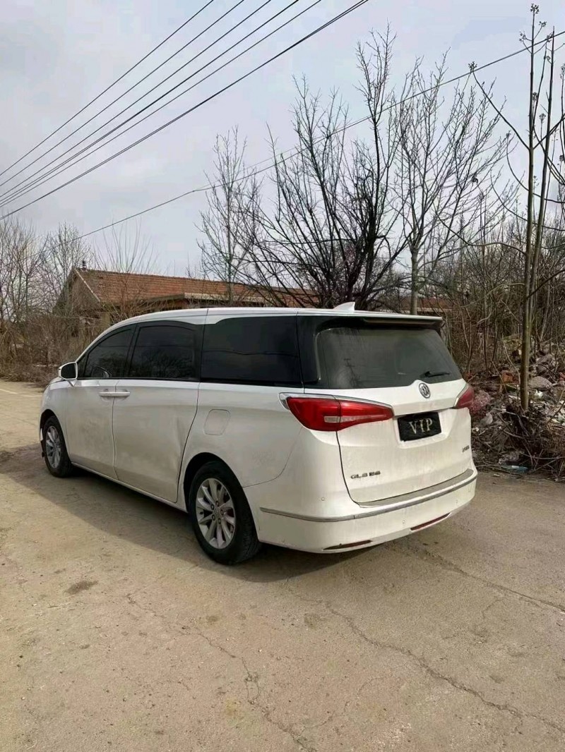 潍坊18年别克GL82