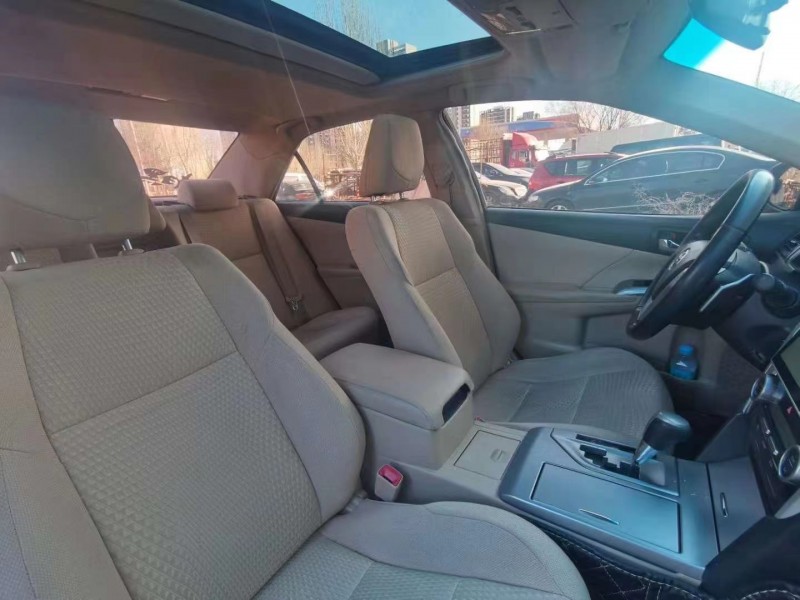 邯郸13年丰田凯美瑞5