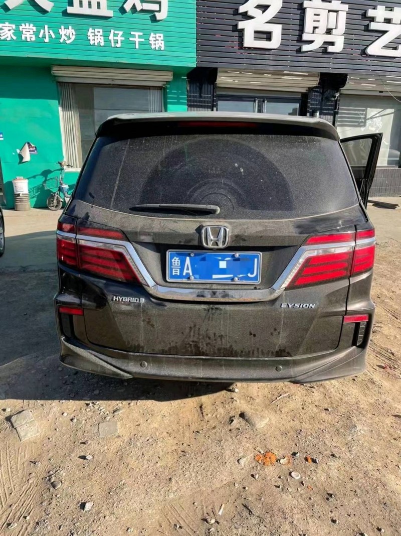 邯郸16年本田艾力绅1