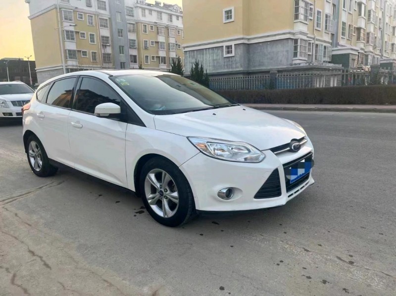 济南15年福特福克斯3