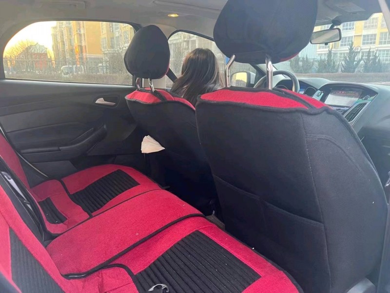 济南15年福特福克斯6