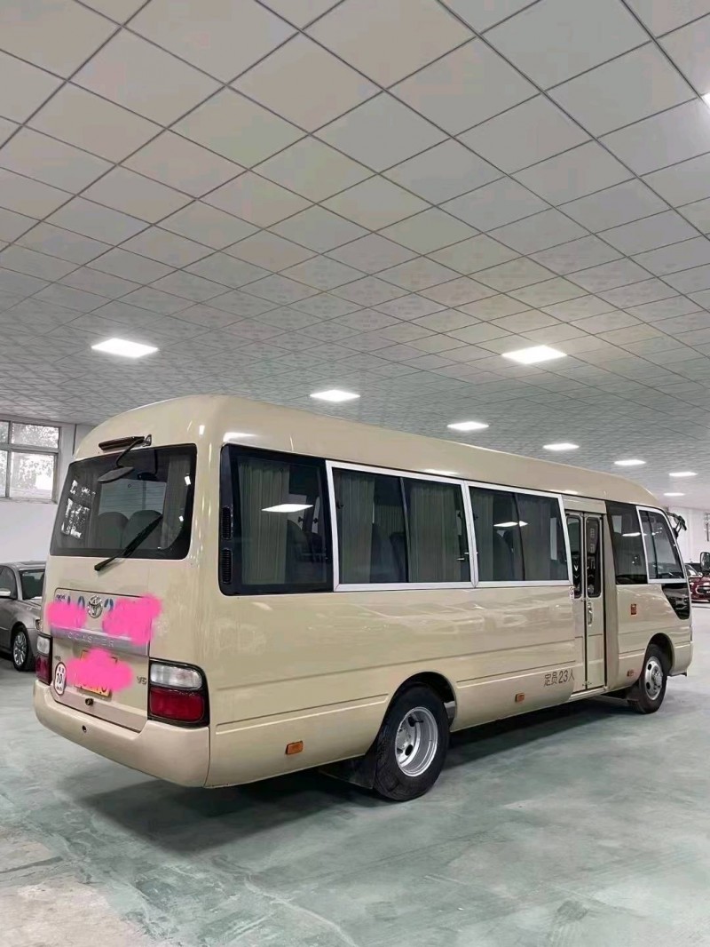 廊坊16年丰田考斯特5