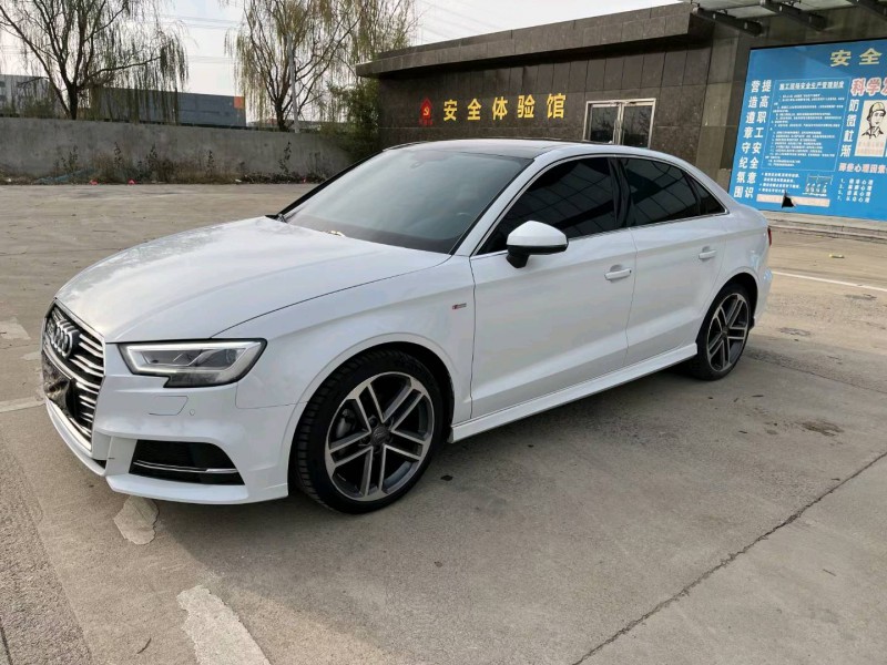 徐州18年奥迪A32