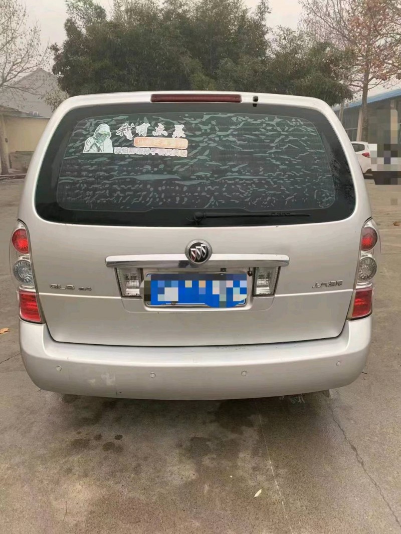 枣庄16年别克GL82