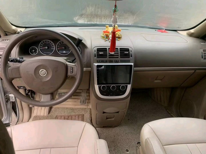 枣庄16年别克GL81