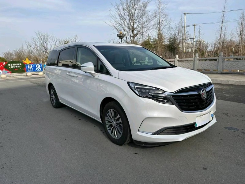 徐州21年别克GL83