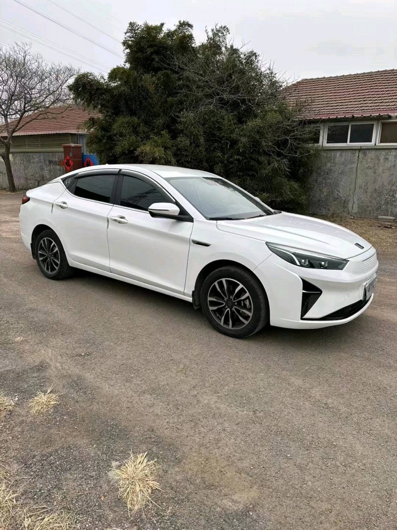 潍坊21年江淮思皓3