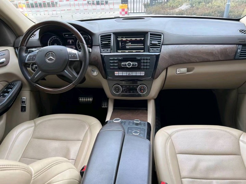 济宁14年奔驰GL4