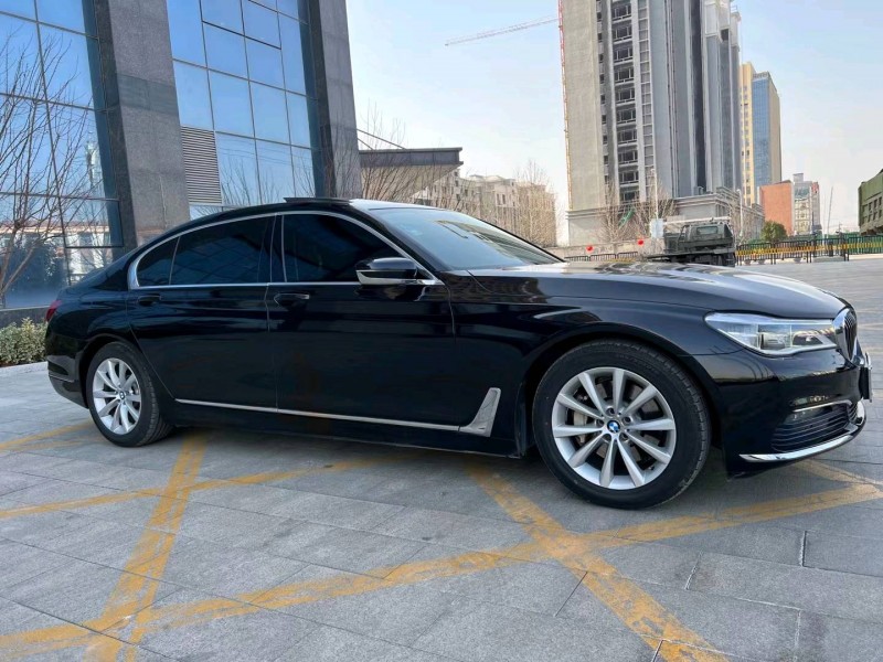 济宁16年宝马7系7