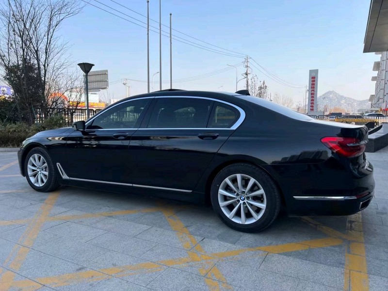济宁16年宝马7系2