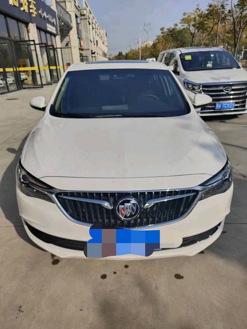 宜昌22年别克英朗9