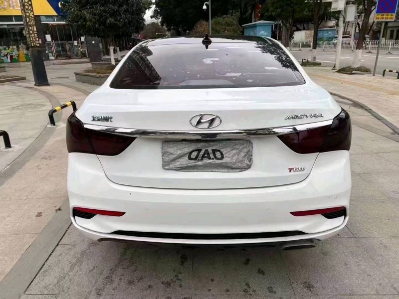 宜昌17年现代名图7