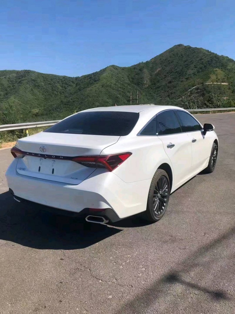 邯郸22年丰田亚洲龙6