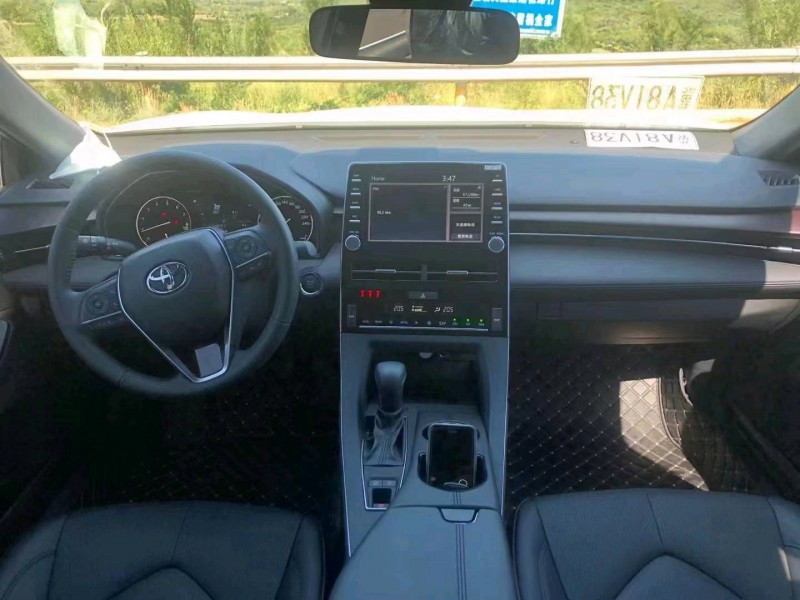 邯郸22年丰田亚洲龙4