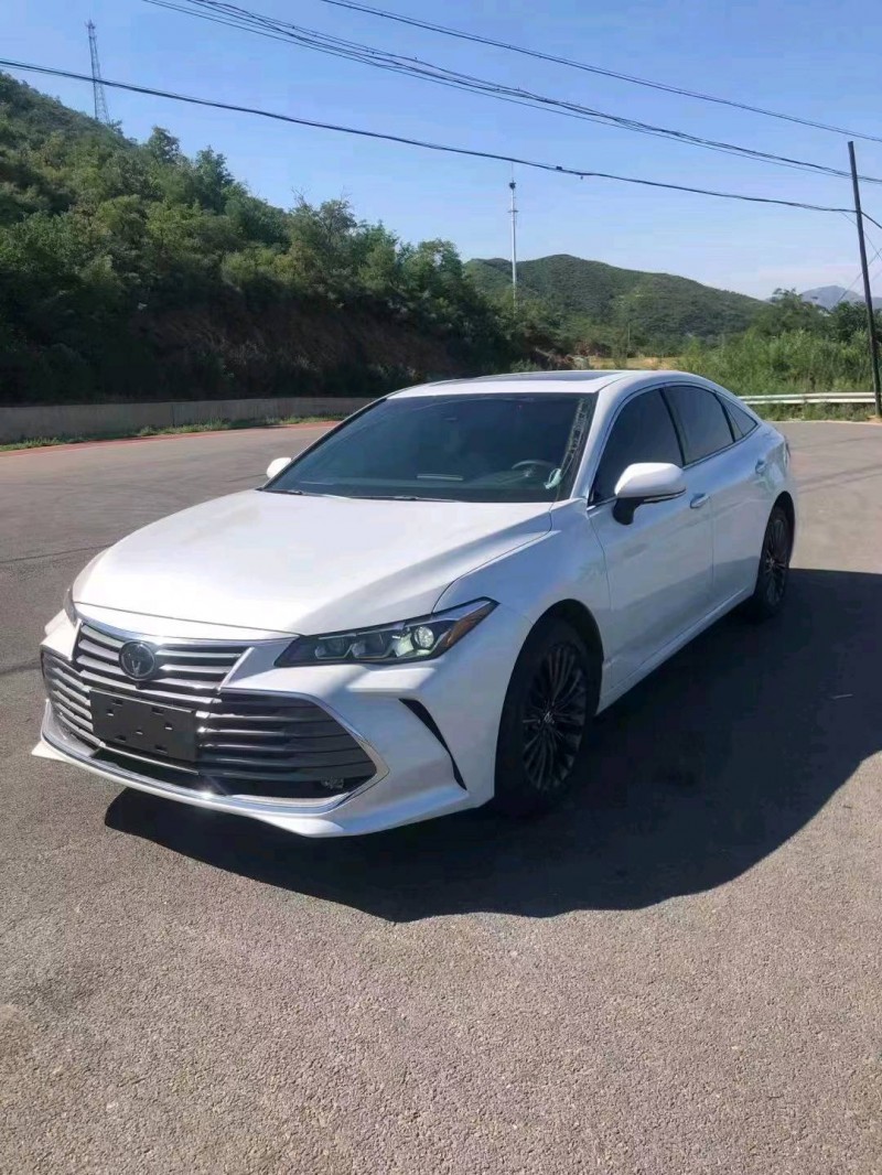 邯郸22年丰田亚洲龙1