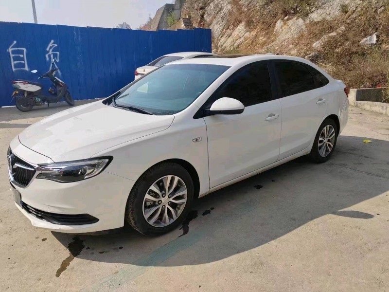 贵阳22年别克英朗2