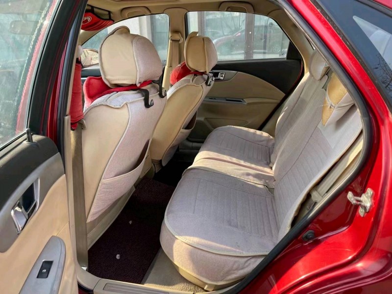 青岛14年别克凯越8