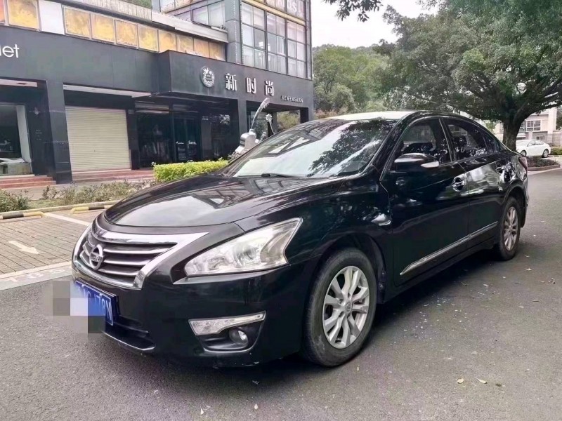 邯郸16年日产天籁2