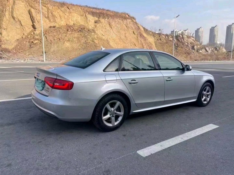 邯郸13年奥迪A4L7