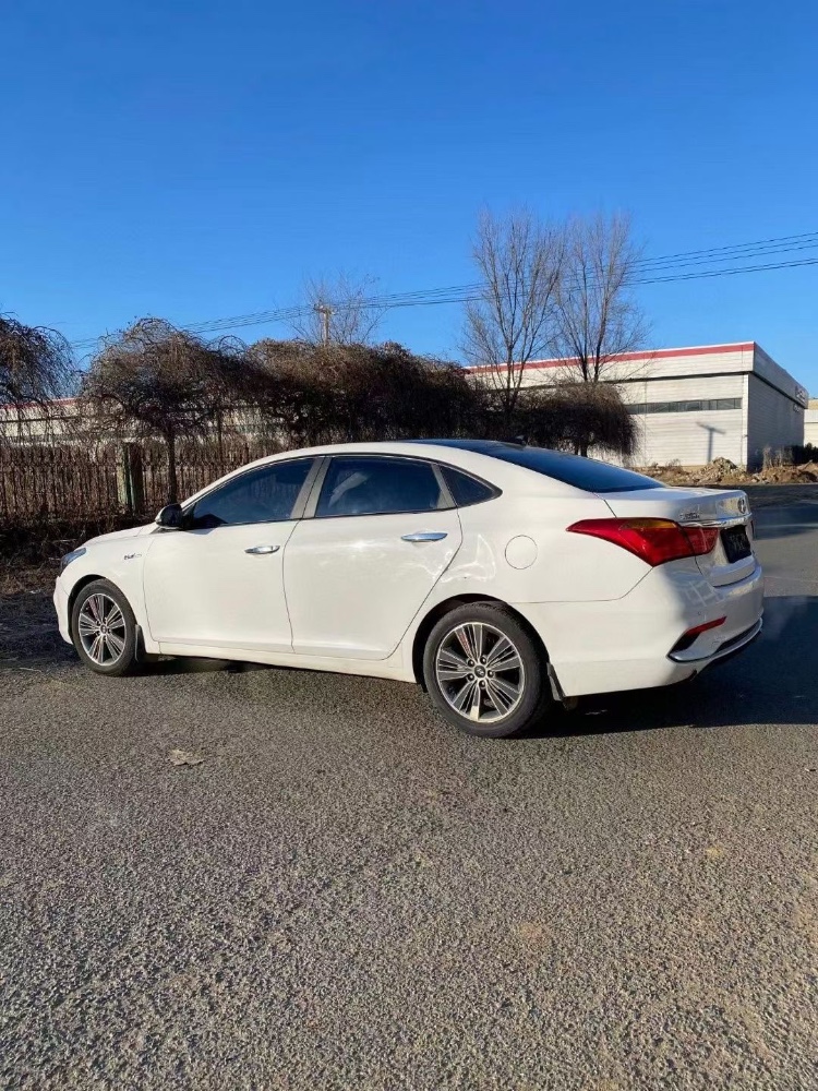 沈阳17年现代名图2