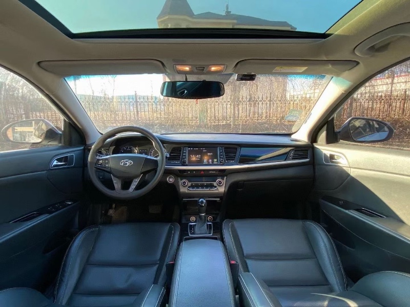 沈阳17年现代名图6