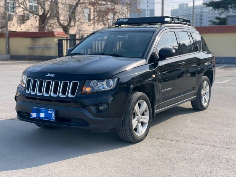 济宁15年Jeep指南者8