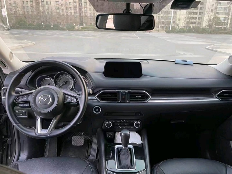 昌都20年馬自達CX-58