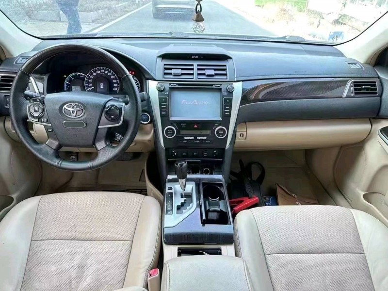 邯郸13年丰田凯美瑞4